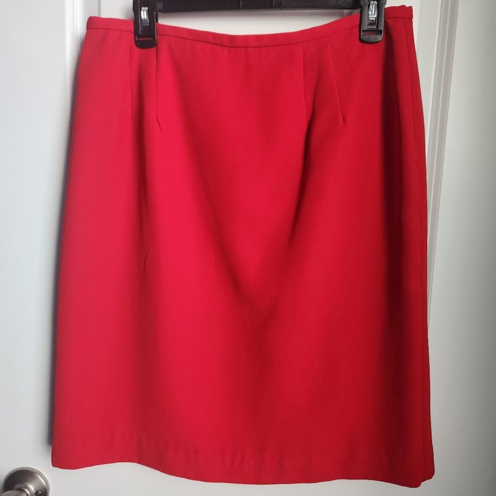 Norton McNaughton  Women's 14 Red Skirt